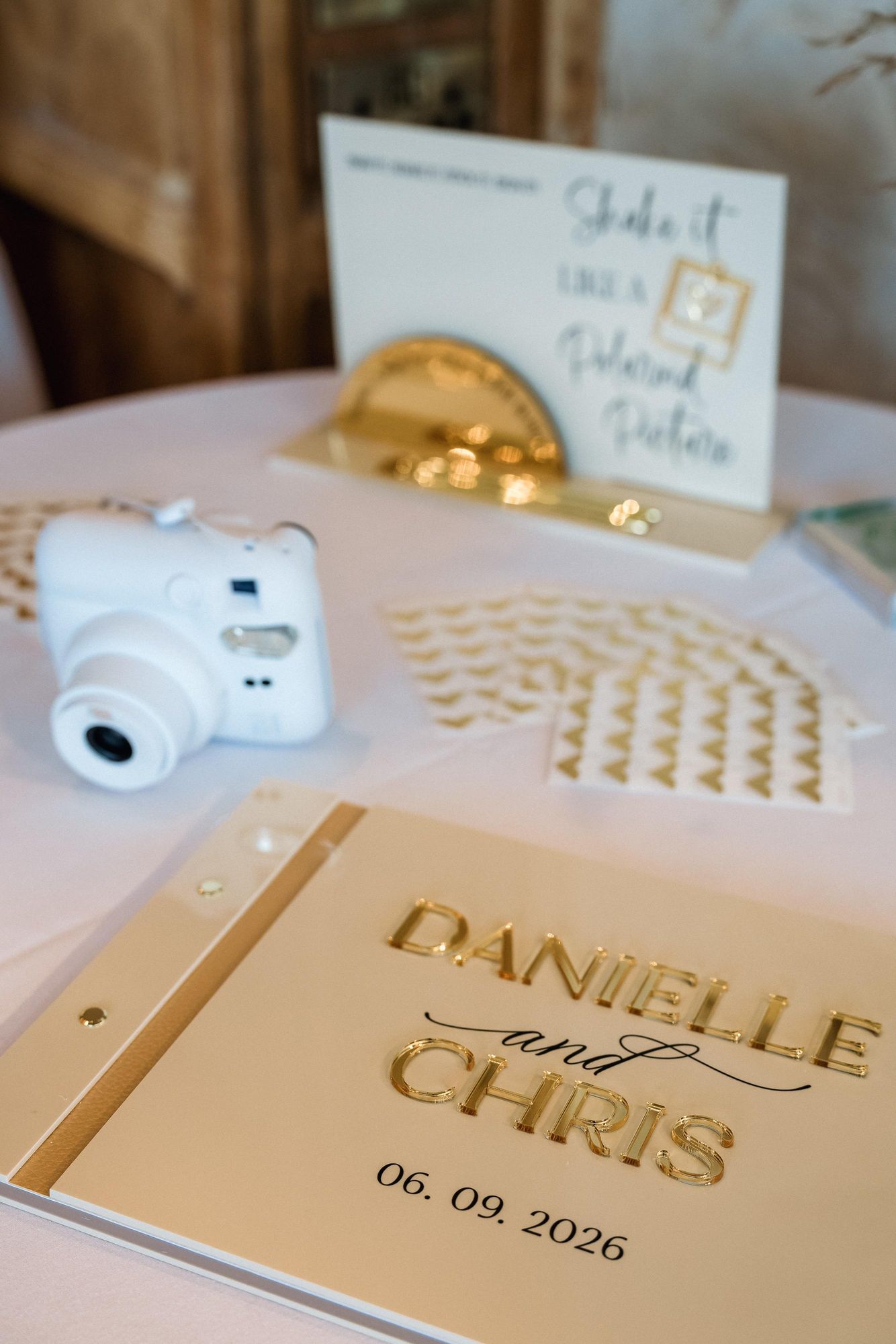 Danielle & Chris, Grand Villa Heights