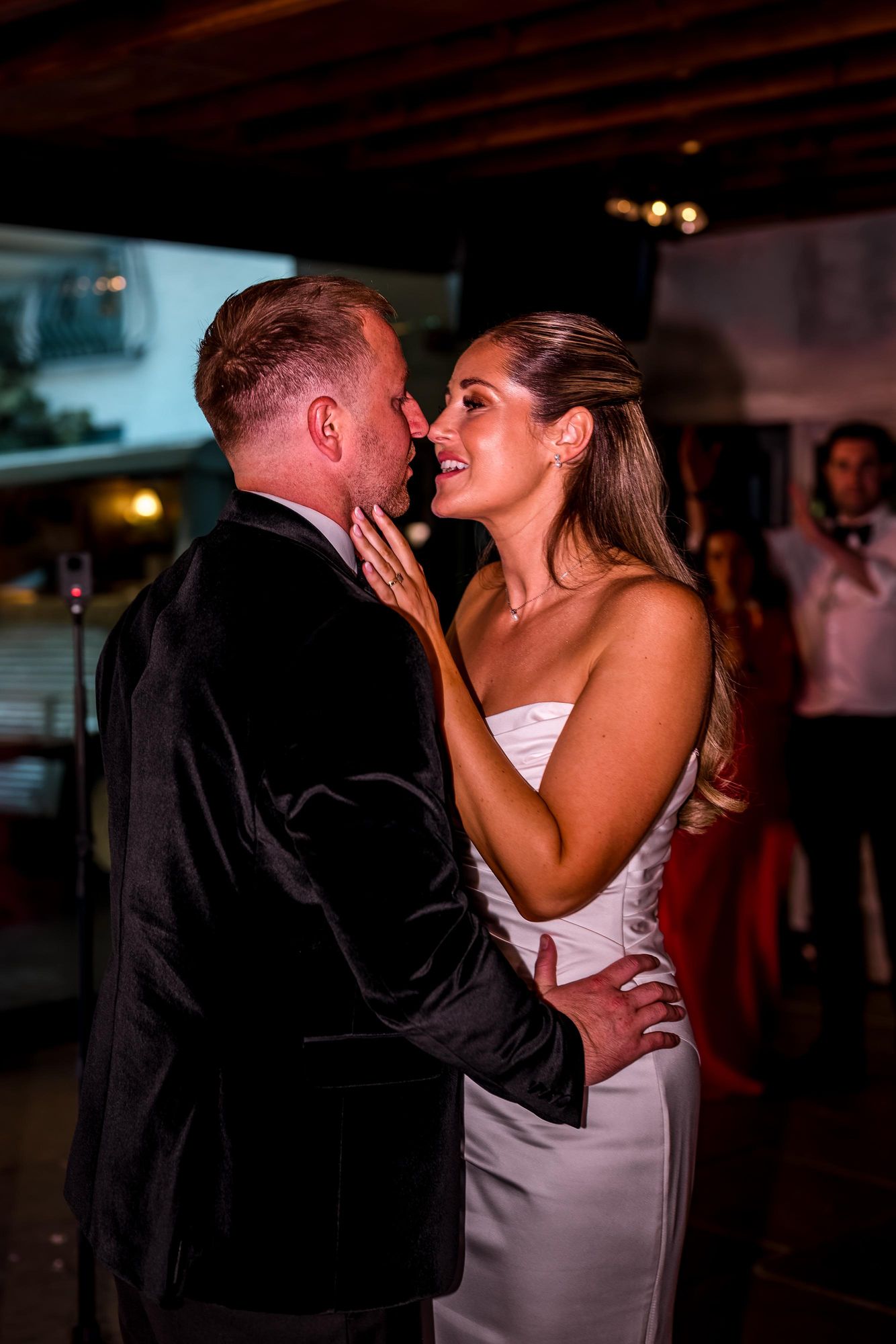 Joshua & Victoria, Le Petit Chateau